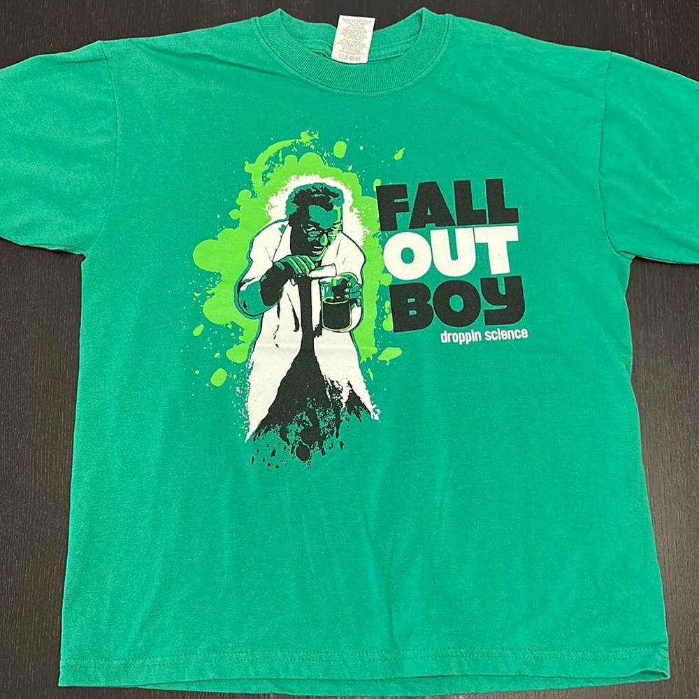 Vintage authentic Fall Out Boy band Tshirt